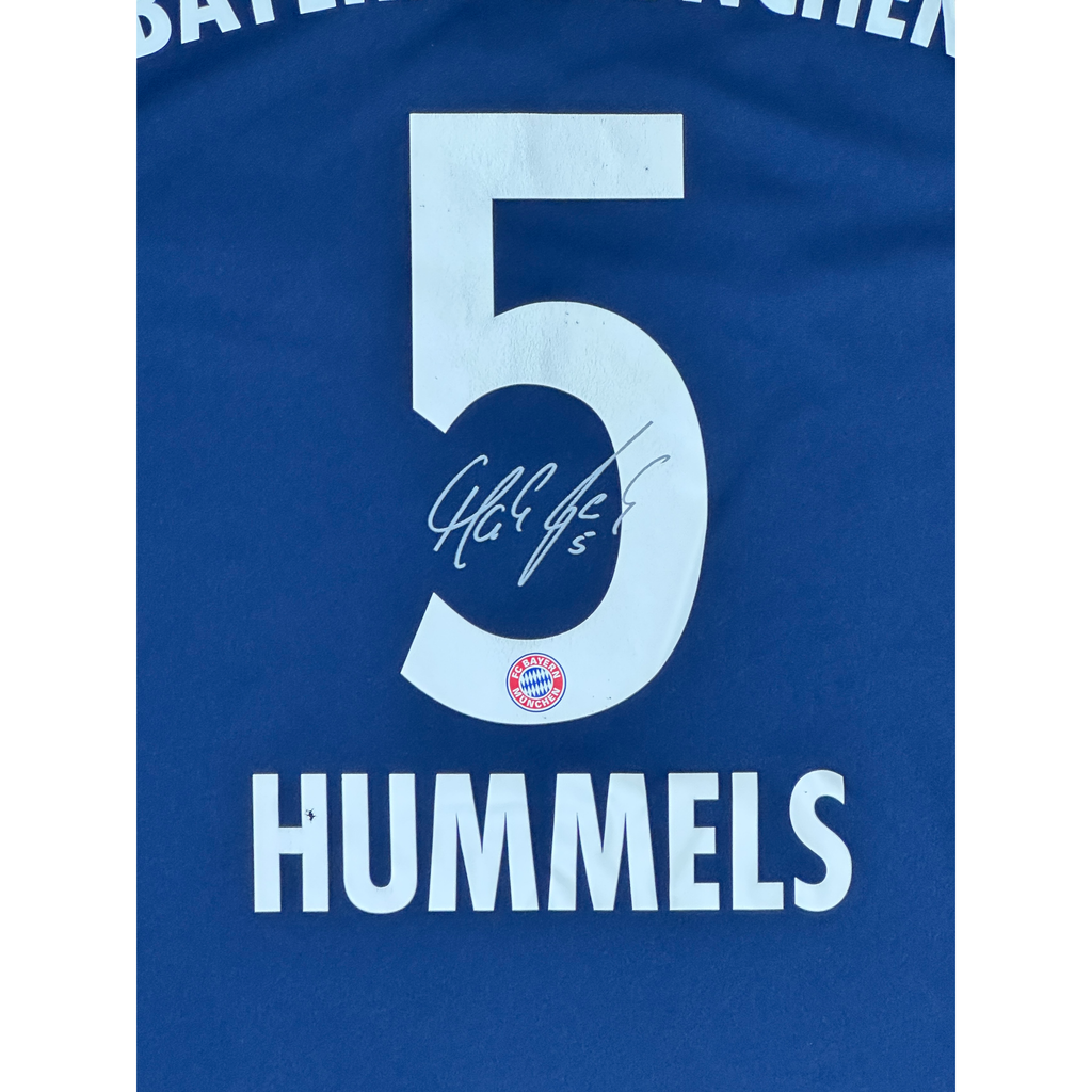 Bayern München Away Shirt 2017/2018 – Adidas – M – Wit Rood Telekom – Gesigneerd door Mats Hummels